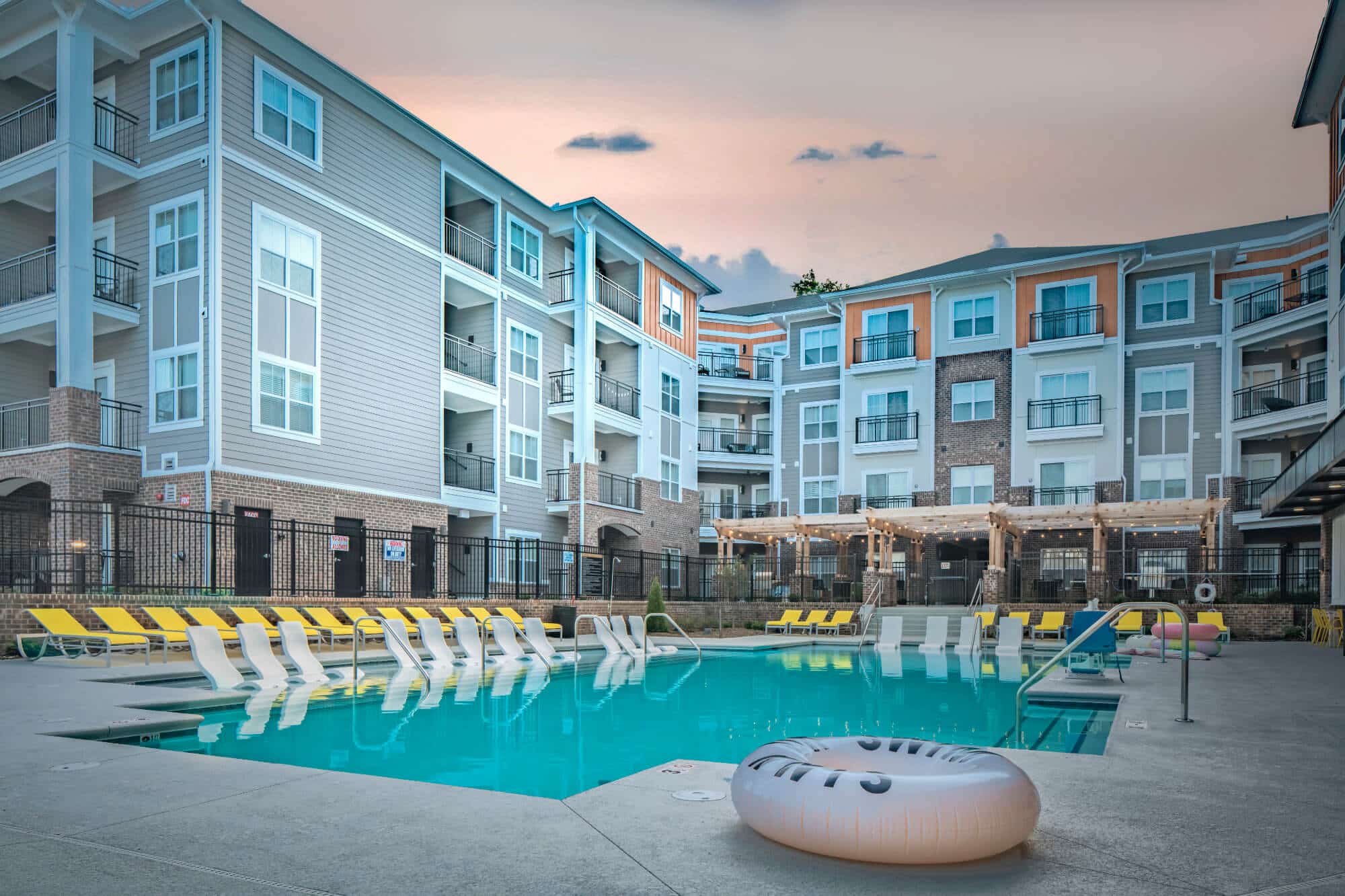 the eastern on 10th off campus apartments near east carolina university ecu resort style swimming pool
